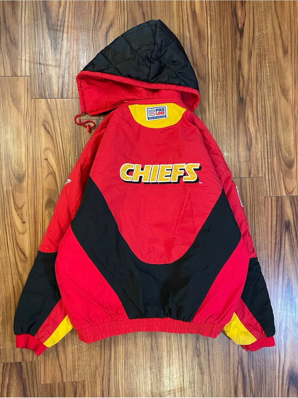90’s Chiefs NFL Reebok Pro Line jacket - Picture 2 of 3